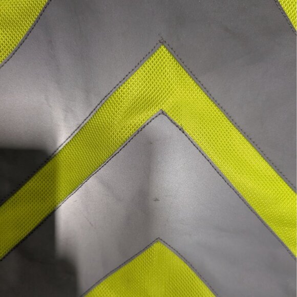 Bravo Victor Military Spec Hi Vis Motorcycle Vest Mens XL- 4XL Adjustable Sizing - Picture 11 of 13